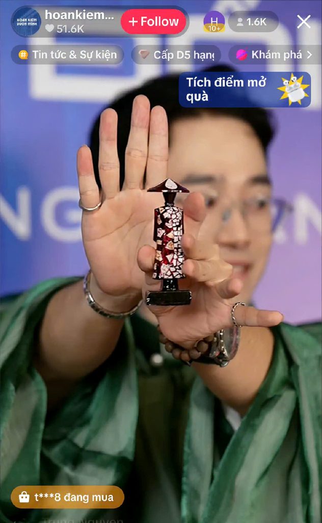 Phiên Mega Livestream trên kênh Tiktok @hoankiemvuonminh